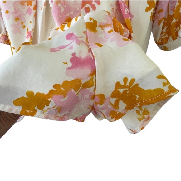 Paper Crown Anthropologie Muri Cream Multicolor Floral Romper Size M - Picture 11 of 15